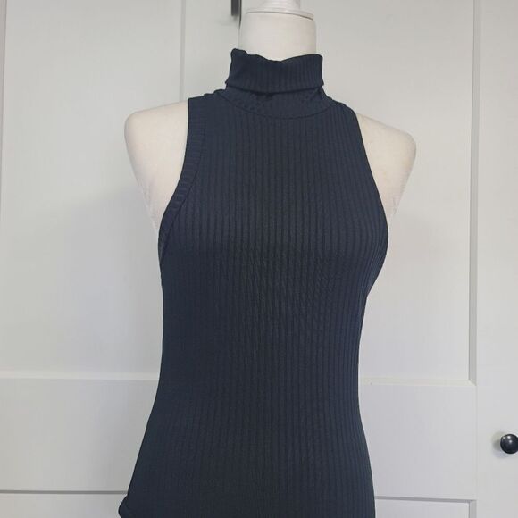 Nasty gal asymmetrical ribbed turtleneck sleeveless top, small - Picture 5 of 6